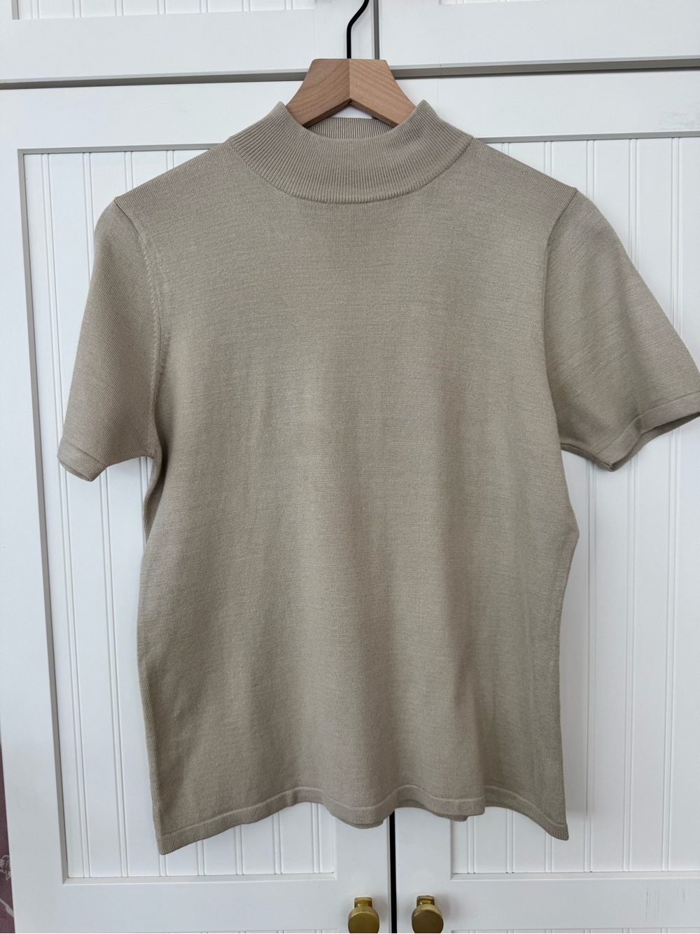 Embassy Row Short-Sleeve Mock Neck Sweater in Stone - Medium - Picture 3 of 5